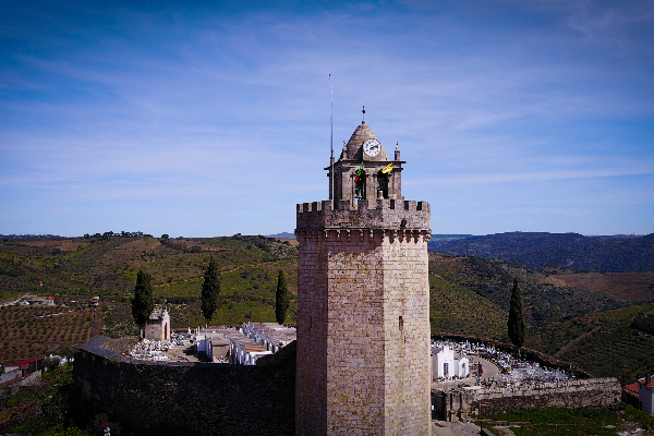 Ponto de Interesse - Torre Heptagonal - Freixo de Espada À Cinta| Freixo de Espada À Cinta| Douro