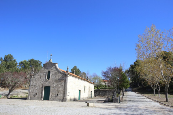 Local - Santuário e Miradouro de S. Torcato  - Cabaços| Moimenta da Beira| Douro
