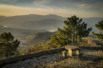 Local - Miradouro e Ermida de São Domingos     - Fontelo| Armamar| Douro| Portugal