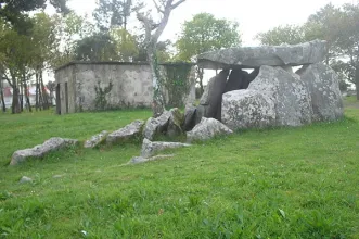 Local - Dólmen da Barrosa - Vila Praia de Âncora| Caminha| Alto Minho| Portugal