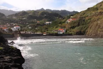 Local - Praia da Alagoa - Porto da Cruz| Machico| Região Autónoma da Madeira