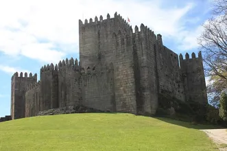 Local - Castelo de Guimarães - Guimarães| Guimarães| Ave| Portugal