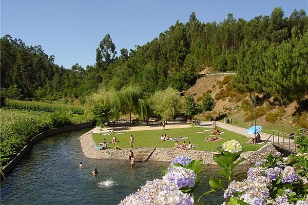 Local - Praia Fluvial Aldeia Ana de Aviz - Ana de Aviz| Figueiró Dos Vinhos| Região de Leiria