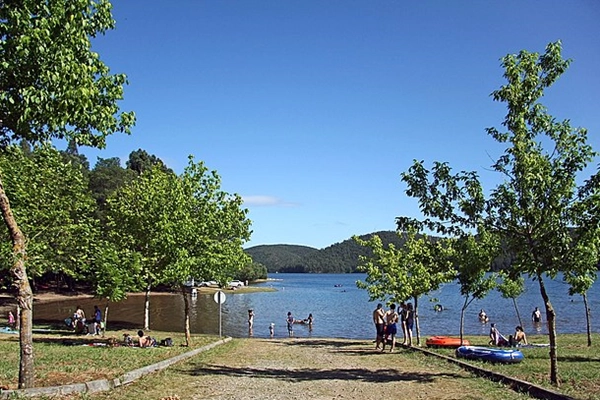 Local - Praia Fluvial Senhora da Ribeira - Pinheiro de Ázere| Santa Comba Dão| Viseu Dão Lafões