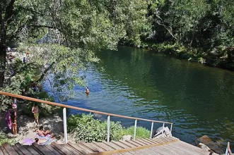 Local - Praia Fluvial do Vau - Canelas| Arouca| Área Metropolitana do Porto| Portugal
