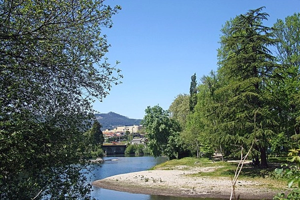 Local - Praia Fluvial das Taipas - Caldelas| Guimarães| Ave