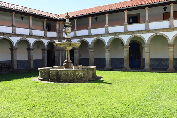 Local - Convento dos Franciscanos do Varatojo - Mesão Frio| Mesão Frio| Douro