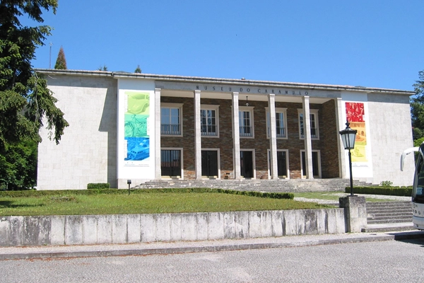 Local - Museu do Caramulo - Caramulo| Tondela| Viseu Dão Lafões