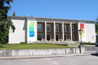Local - Museu do Caramulo - Caramulo| Tondela| Viseu Dão Lafões