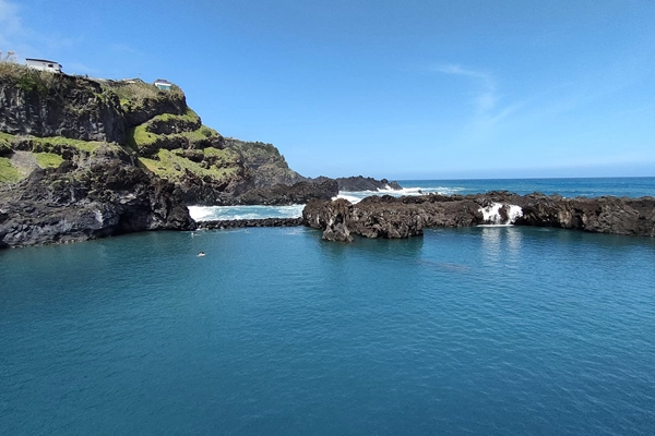 Ponto de Interesse - Piscinas do Clube Naval do Seixal - Seixal| Porto Moniz| Região Autónoma da Madeira