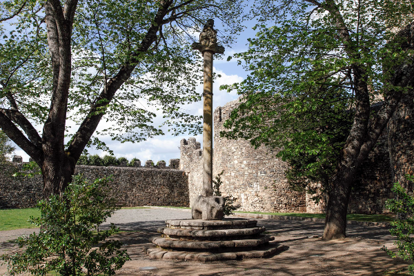 Local - Pelourinho - Bragança| Bragança| Terras de Trás-os-Montes