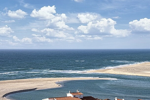 Local - Praia do Bom Sucesso - Óbidos| Oeste