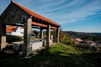 Local - Tanque de Lavar de Sendim da Serra  - Sendim da Serra | União das Freguesias de Ferradosa e Sendim da Serra| Alfândega da Fé| Terras de Trás-os-Montes| Portugal