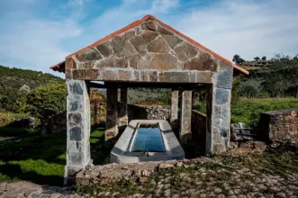 Point of Interest - Tanque de Lavar de Ferradosa - Ferradosa | União das Freguesias de Ferradosa e Sendim da Serra| Alfândega da Fé| Terras de Trás-os-Montes| Portugal