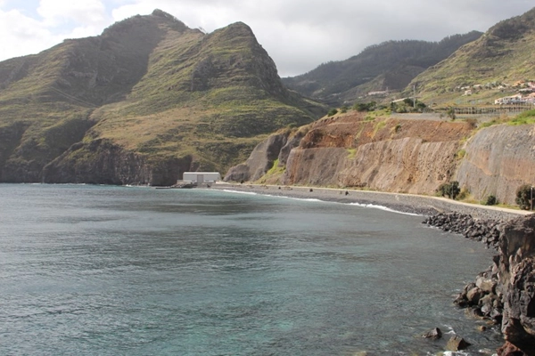 Local - Praia da Ribeira do Natal - Caniçal| Machico| Região Autónoma da Madeira