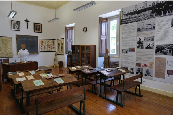 Local - Escola Antes de Abril - São Brás de Alportel| São Brás de Alportel| Algarve