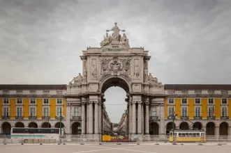 Local - Praça do Comércio (Terreiro do Paço) - Lisboa| Área Metropolitana de Lisboa| Portugal