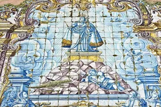 Point of Interest - Registo de azulejos com Nossa Senhora da Penha de França (R. Guarda-Mor, 42-44) - Estrela| Lisboa| Área Metropolitana de Lisboa