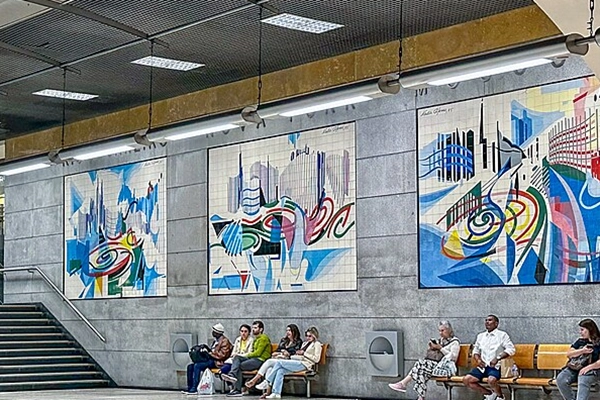 Local - Azulejos na Estação de Metro dos Restauradores - Santa Maria Maior| Lisboa| Área Metropolitana de Lisboa