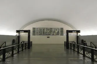 Local - Azulejos na Estação de Metro do Rato - Santo António| Lisboa| Área Metropolitana de Lisboa| Portugal