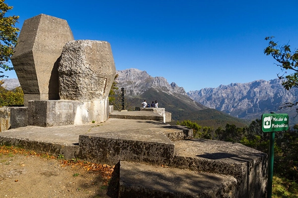 Local - Miradouro de Piedrashitas - Posada de Valdeón| León