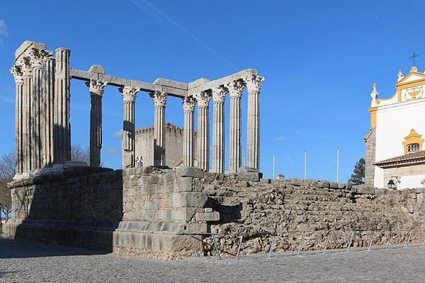 Local - Templo Romano de Évora ( Templo de Diana ) - Évora| Évora| Alentejo Central