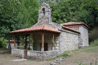 Local - Ermita de Corona - Posada de Valdeón| León