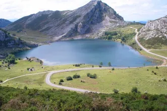 Local - Lago Enol - Cangas de Onís| Cangas de Onís| Asturias