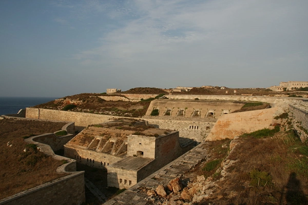 Local - Fortaleza La Mola  - Maó| Illes Balears