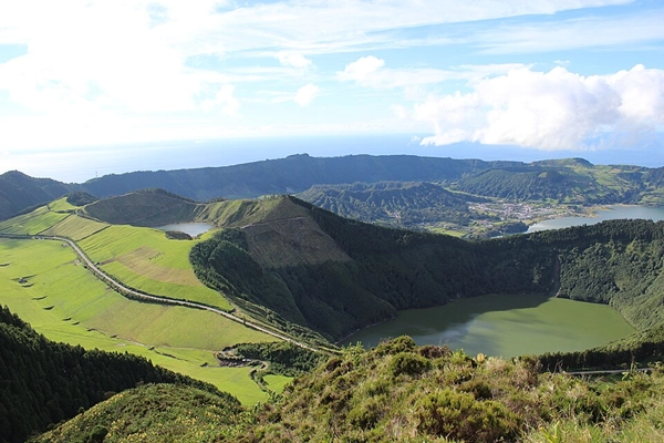 Local - Miradouro da Grota do Inferno  - Sete Cidades| Ponta Delgada| Região Autónoma dos Açores