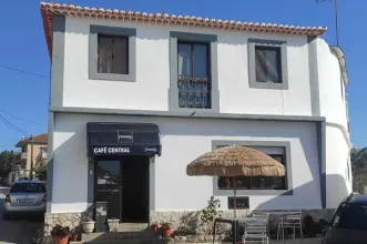 Local - Café Central - Café e Restaurante  - Carreiras | União de Freguesias de Carvoeira e Carmões| Torres Vedras| Oeste