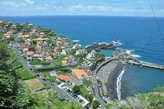 Local - Praia do Seixal - Seixal| Porto Moniz| Região Autónoma da Madeira