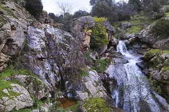 Local - Gnaisses de Lagoa - Lagoa | Junta de Freguesia de Lagoa | Macedo de Cavaleiros| Terras de Trás-os-Montes