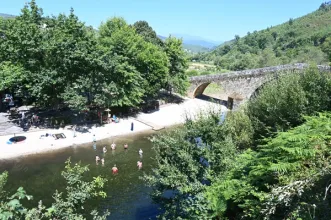 Local - Praia Fluvial de Alvoco das Várzeas - Junta de Freguesia de Alvoco das Várzeas | Municipio de Oliveira do Hospital| Oliveira do Hospital| Região de Coimbra