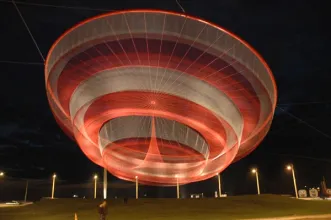 Local - "She Changes" (Anémona) de Janet Echelman   - Matosinhos | Matosinhos| Área Metropolitana do Porto