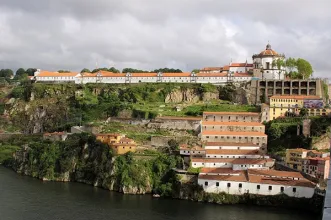 Local - Mosteiro da Serra do Pilar - Vila Nova de Gaia | Vila Nova de Gaia| Área Metropolitana do Porto