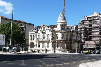 Local - Edifício na Avenida de Berna - Avenidas Novas| Lisboa| Área Metropolitana de Lisboa