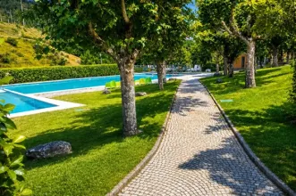 Local - Piscinas Nelson da Fonseca - Valezim | Seia| Beiras e Serra da Estrela