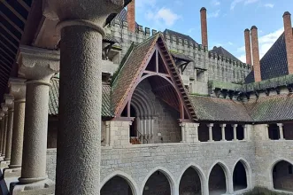 Local - Paço dos Duques de Bragança - Guimarães| Guimarães| Ave