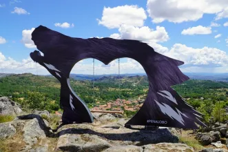 Local - Baloiço de Penalobo - Penalobo| Sabugal| Beiras e Serra da Estrela