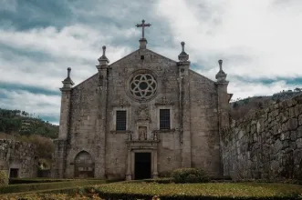 Local - Igreja e Mosteiro de S. João de Tarouca - São João de Tarouca| Tarouca| Douro