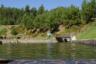 Local - Praia Fluvial Aldeia Ana de Aviz - Ana de Aviz| Figueiró Dos Vinhos| Região de Leiria