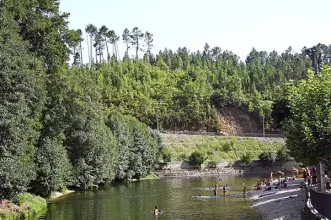 Ponto de Interesse - Praia Fluvial de São Sebastião da Feira - São Sebastião da Feira| Oliveira do Hospital| Região de Coimbra