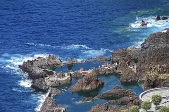 Ponto de Interesse - Piscinas Naturais de Porto Moniz - Porto Moniz| Região Autónoma da Madeira