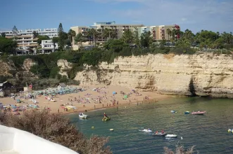Local - Praia da Senhora da Rocha - Lagoa| Algarve