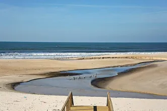 Local - Praia de Paredes da Vitória - Alcobaça| Oeste
