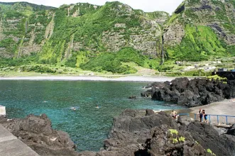 Local - Praia da Fajã Grande - Lajes Das Flores| Região Autónoma dos Açores