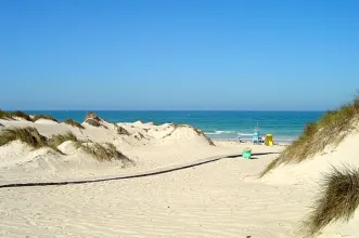Local - Praia da Cova da Alfarroba - Peniche| Oeste