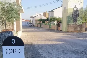Local - Posto de Transformação - Arte Urbana  - Picote| Miranda do Douro| Terras de Trás-os-Montes