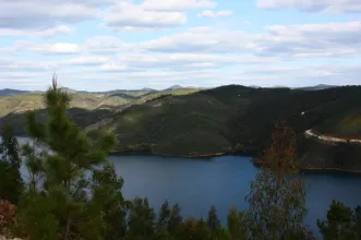 Rota - PR5 FZZ - Lago Azul - Castanheira | Junta de Freguesia de Ferreira do Zêzere| Ferreira do Zêzere| Médio Tejo| Portugal